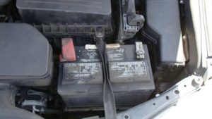 Toyota Camry: New Battery Problems