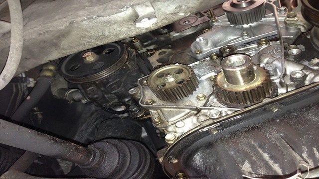 Toyota Camry 1997-2001: How to Replace Timing Belt and Water Pump