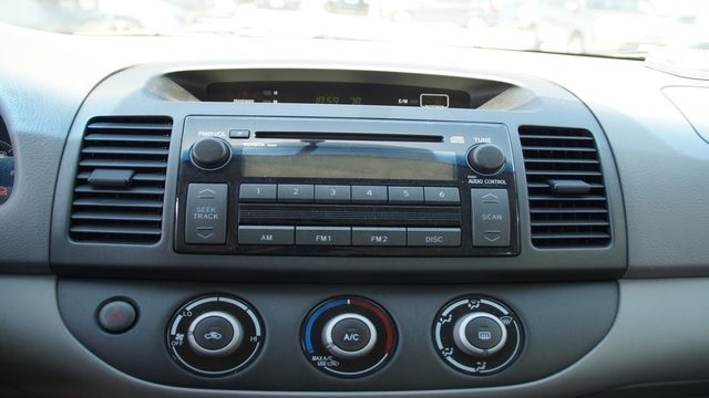 Toyota Camry: Aftermarket Sound System Modifications