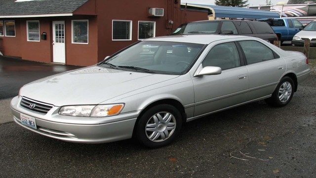 Toyota Camry 1997-2001: Why is My Car Getting Bad MPG?