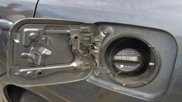 Toyota Camry 1997-2011: How to Repair Fuel Door