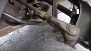 Toyota Camry 1997-2001: How to Replace Tie Rods