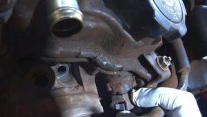 Toyota Camry 2007-2011: How to Replace VVT Sensor