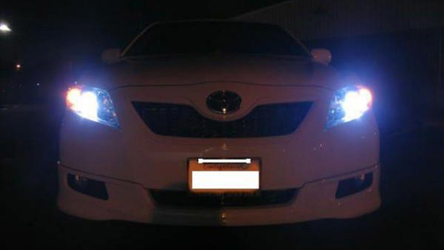 Toyota Camry: How to Install HID Xenon Headlights