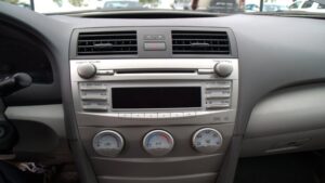 Toyota Camry 2007-2011: How to Install Phone, MP3, AUX Interface Adapter for Factory Stereo