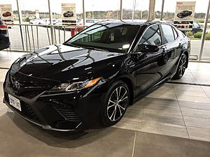 2018 Camry hybrid SE-image.jpeg